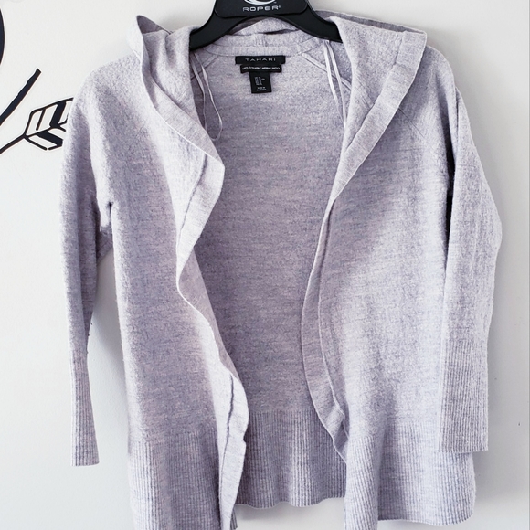 Hooded Cardigan - Picture 2 of 3